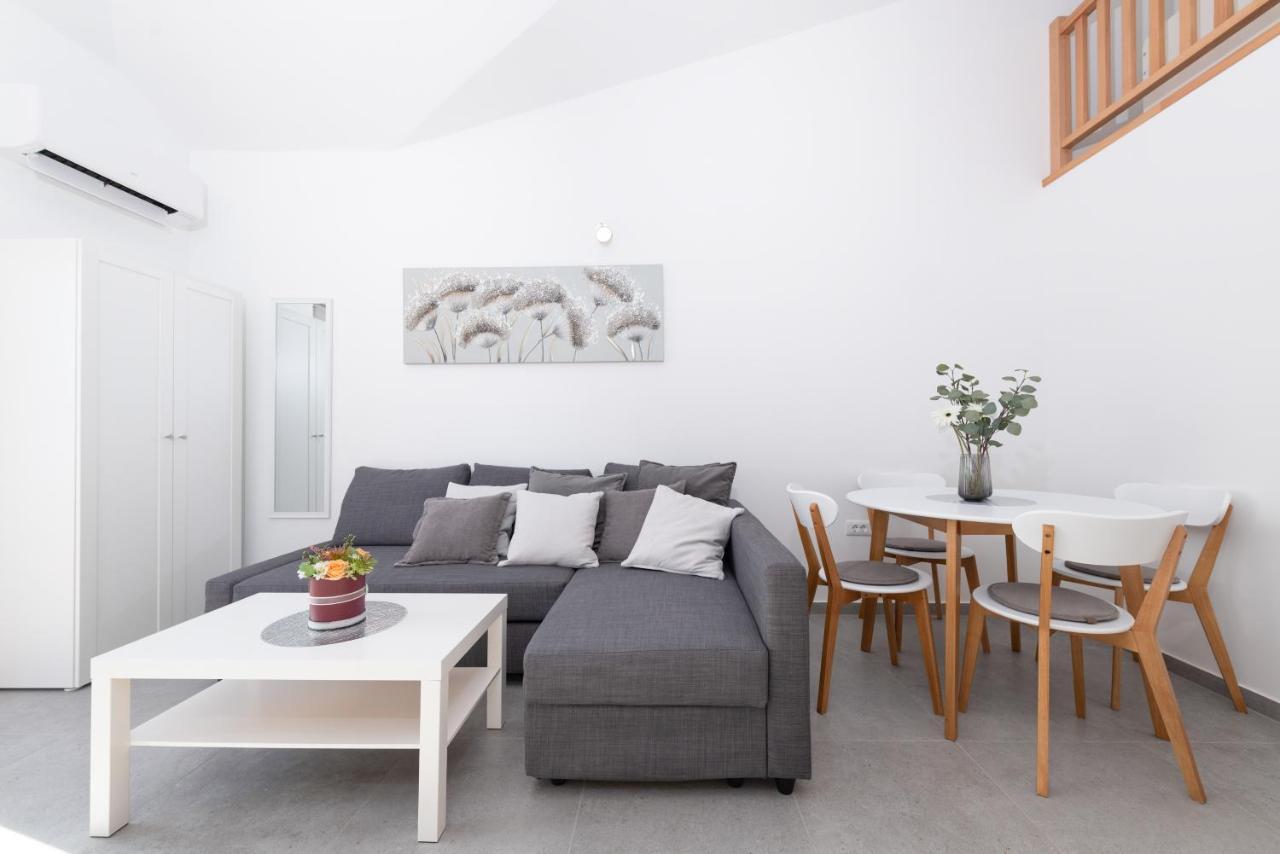 Apartments Matea Duće エクステリア 写真
