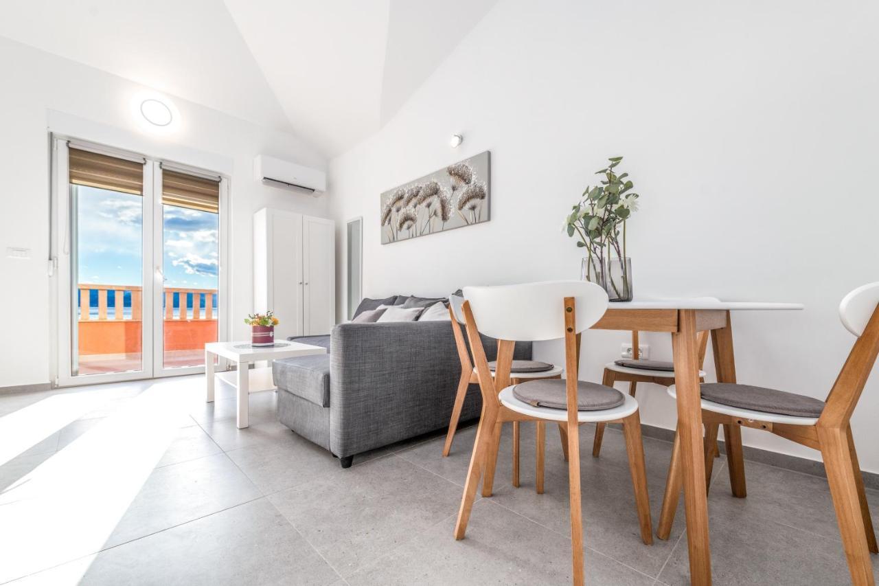 Apartments Matea Duće エクステリア 写真
